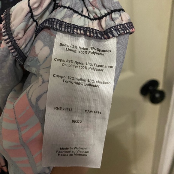 Motherhood Maternity halter bathing suit - Picture 5 of 6